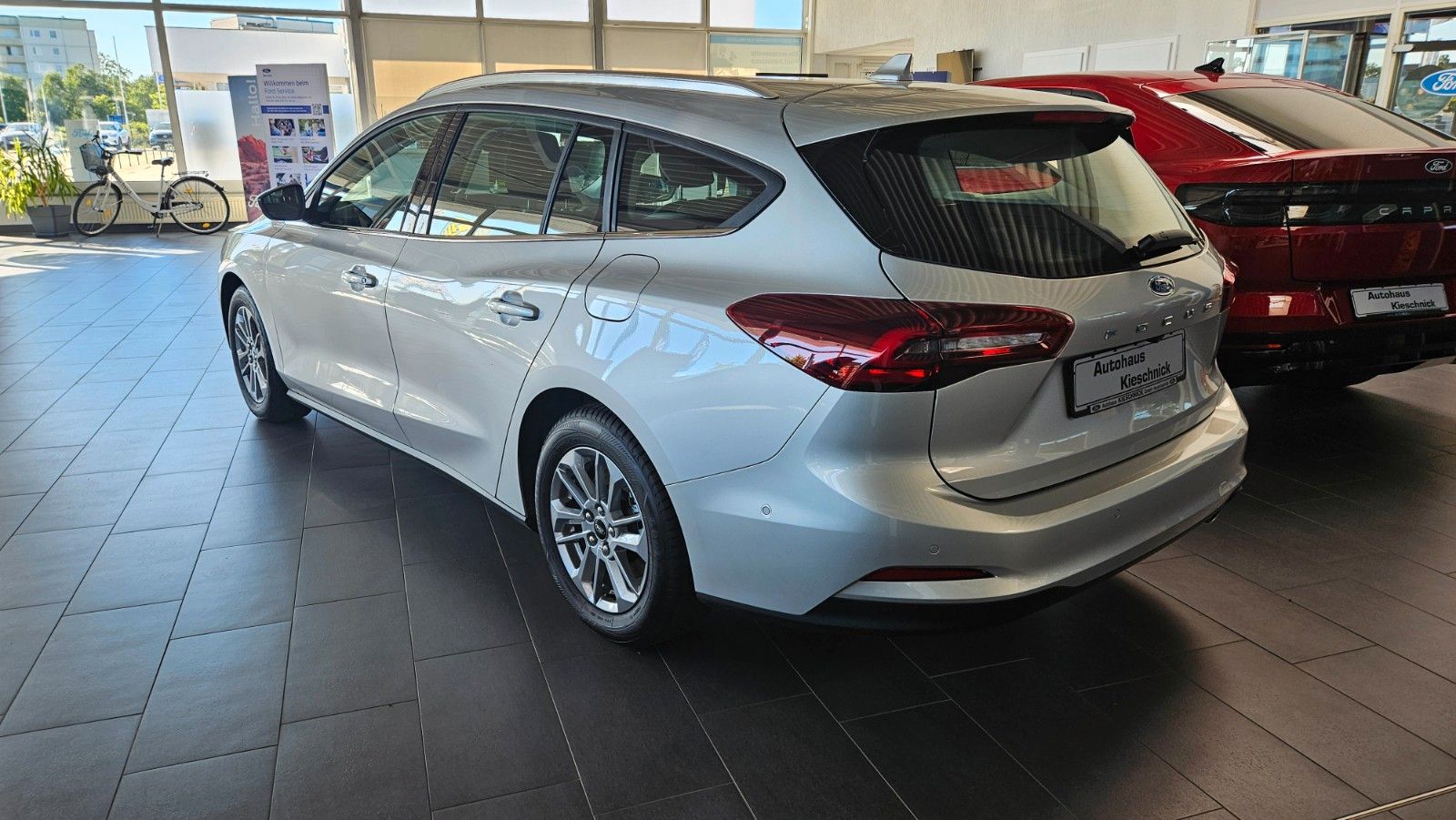Fahrzeugabbildung Ford Focus Turnier Titanium el.Heckklappe Head-Up