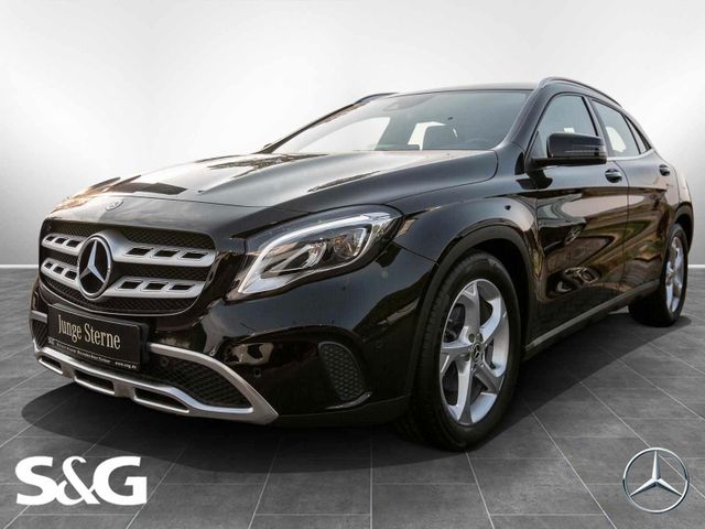 Mercedes-Benz GLA 200 Sport Utility Vehicle Urban Sitzkomfort