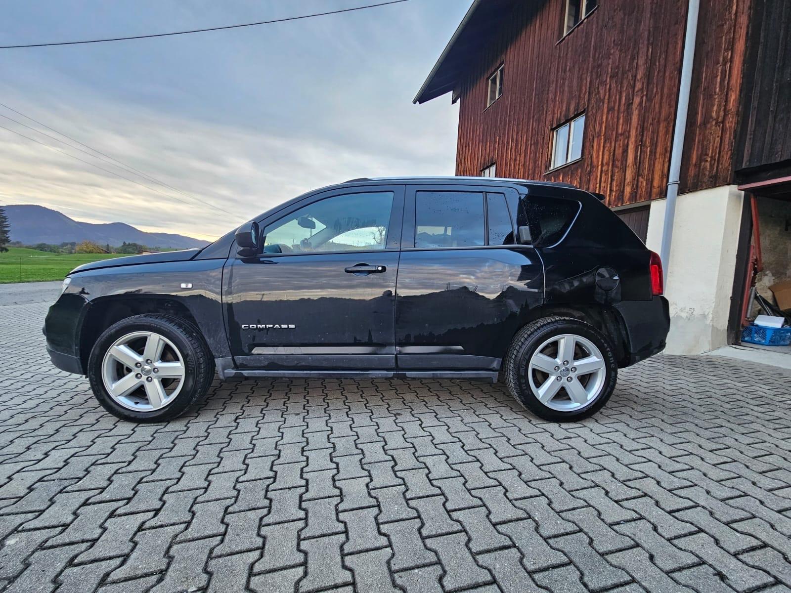 Jeep Compass 2013 — photo 7
