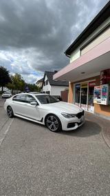 BMW 750i  IL Perlmutt weiß Panorama eventu... - BMW 7er Reihe in Bremen