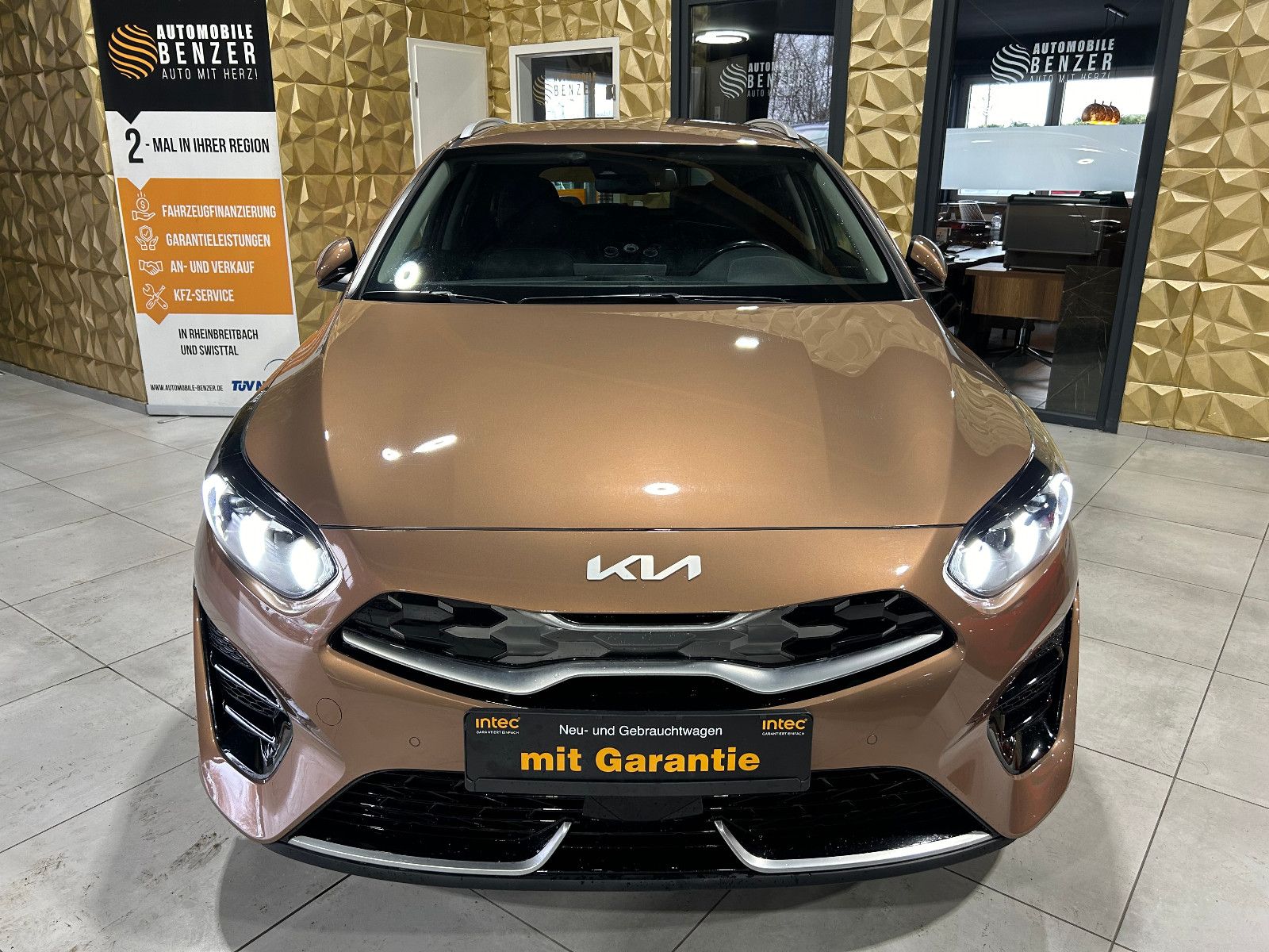 Fahrzeugabbildung Kia Ceed Sportswagon/Platinum Edition/DIGITAL-TACHO/