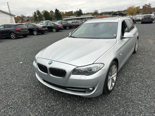 BMW 525 5 Touring 525d xDrive Full option soft close