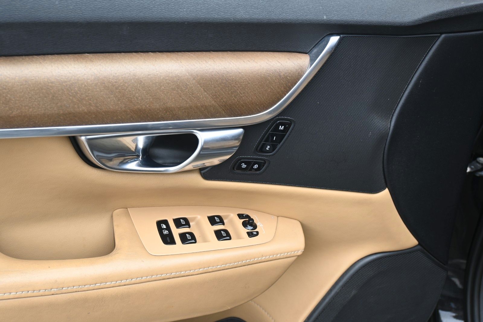 Fahrzeugabbildung Volvo V90 D5 Inscrip* AWD*360°*MASS*LUFT*NAV*MIETKAUF