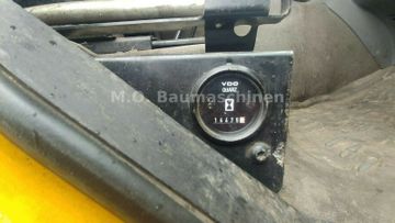 Fahrzeugabbildung Renault Kerax 420.32 / Asphalt-Bitumen-Sprayer / 8x4 /