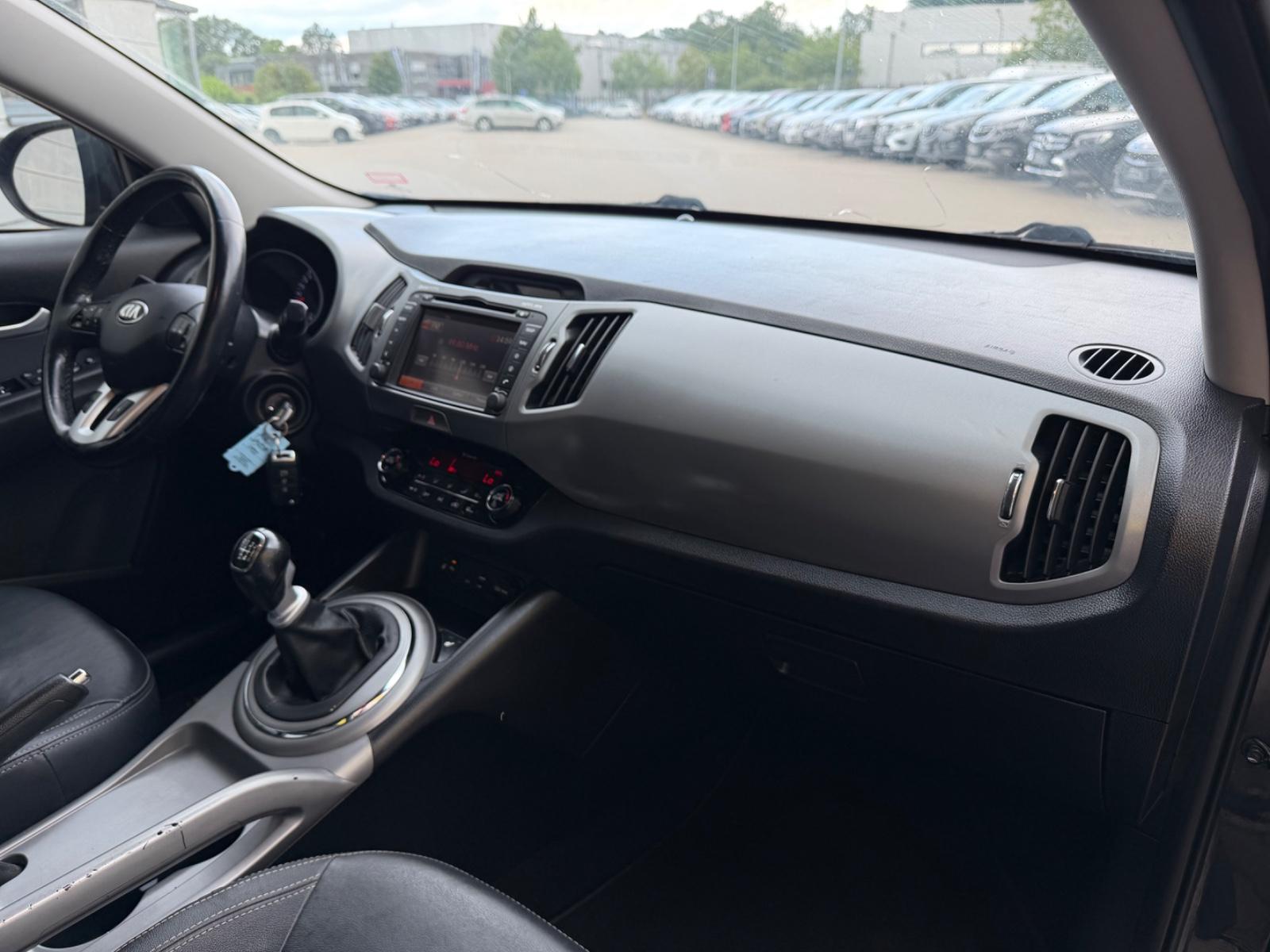 Kia Sportage Dream Team/4xSHZ/KLIMAA*/NAVI/KAMERA