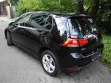 Volkswagen Golf 7 Comfortline / Automatik / Standheizung - : Privatanbieter, Auto