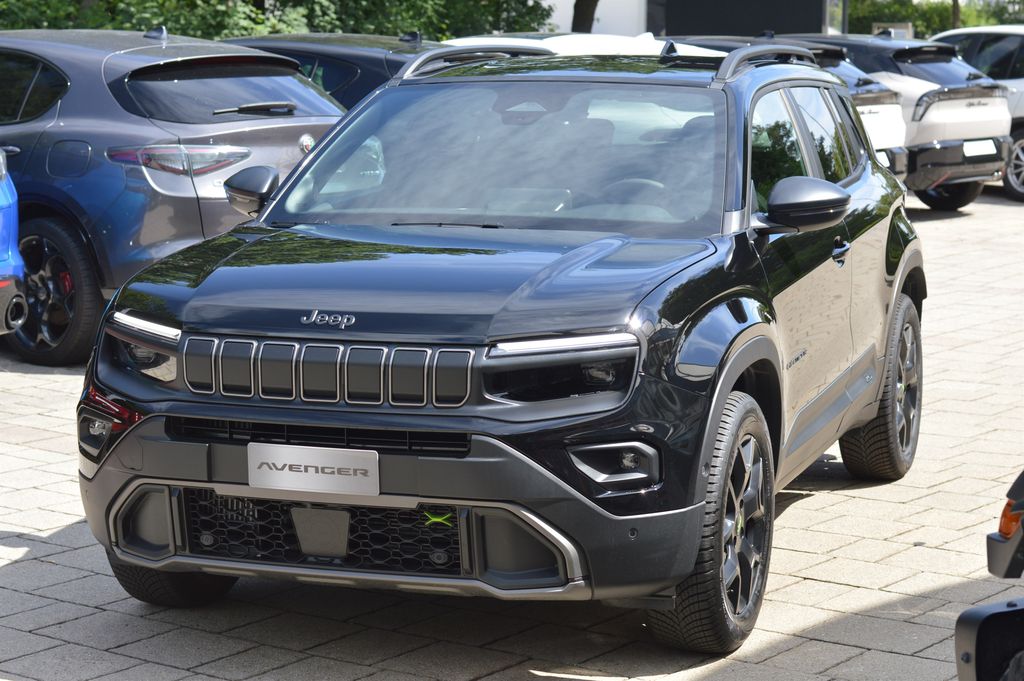Avenger Overland MHEV 4xe 145PS/LEDER/LED/NAVI