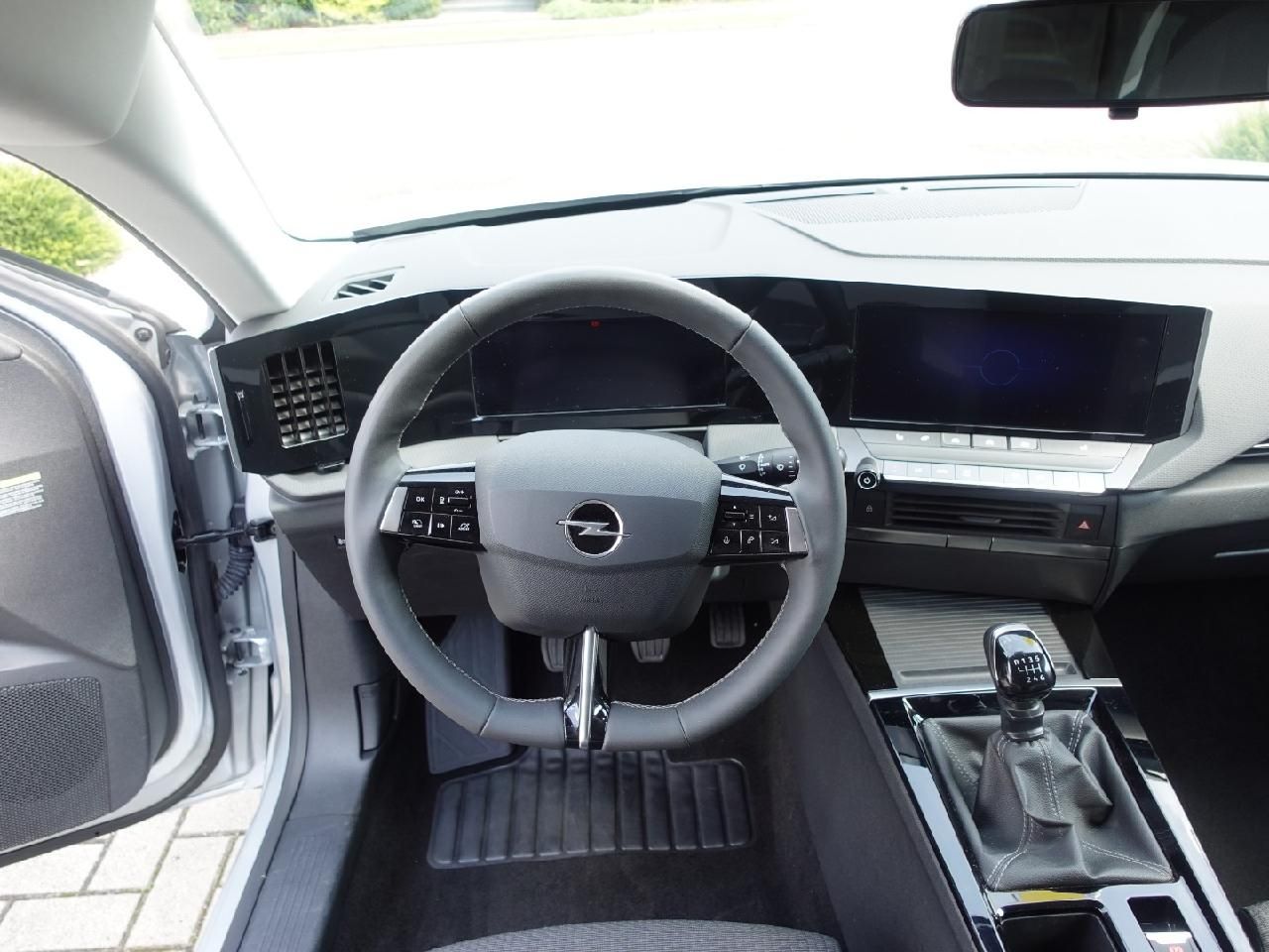 Fahrzeugabbildung Opel Astra L Sports Tourer 1,2 Enjoy