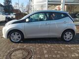 Toyota Aygo x-play touch * Kamera * Tempomat * - silberne Toyota Aygo (X)