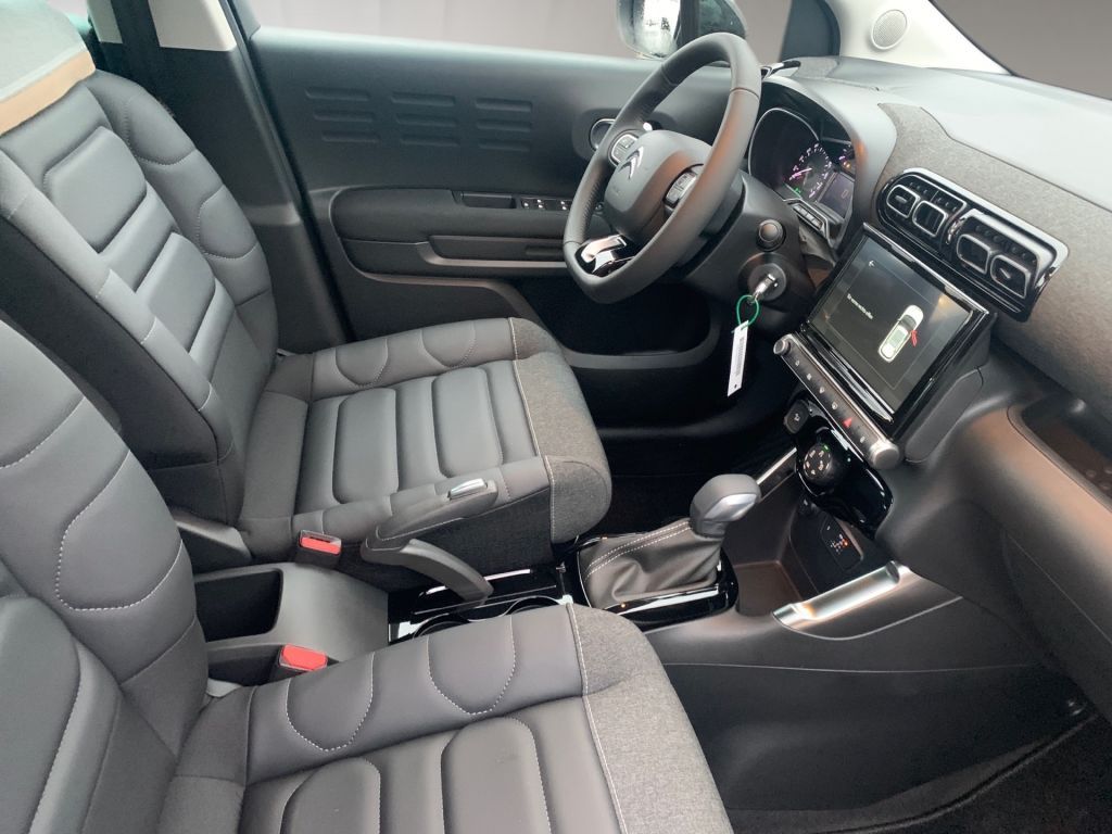 Fahrzeugabbildung Citroën C3 Aircross PureTech 130 Stop & Start EAT6 OPF P