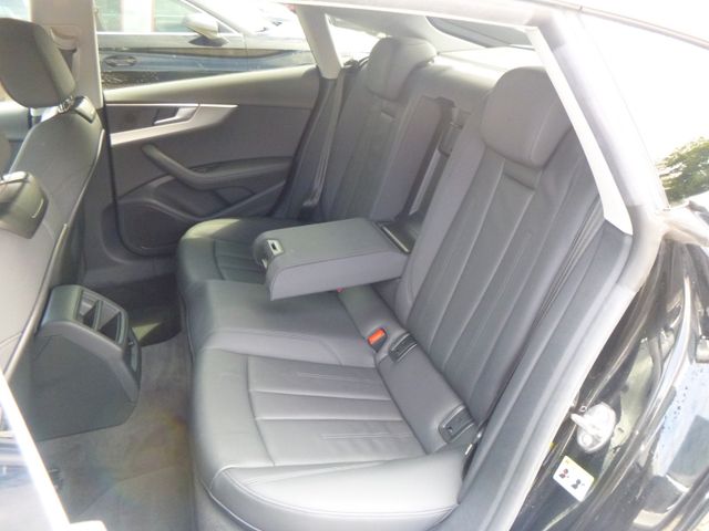 Fahrzeugabbildung Audi A5 Sportback 40 TDI >AUT/Leder/KAM/PDC/LED