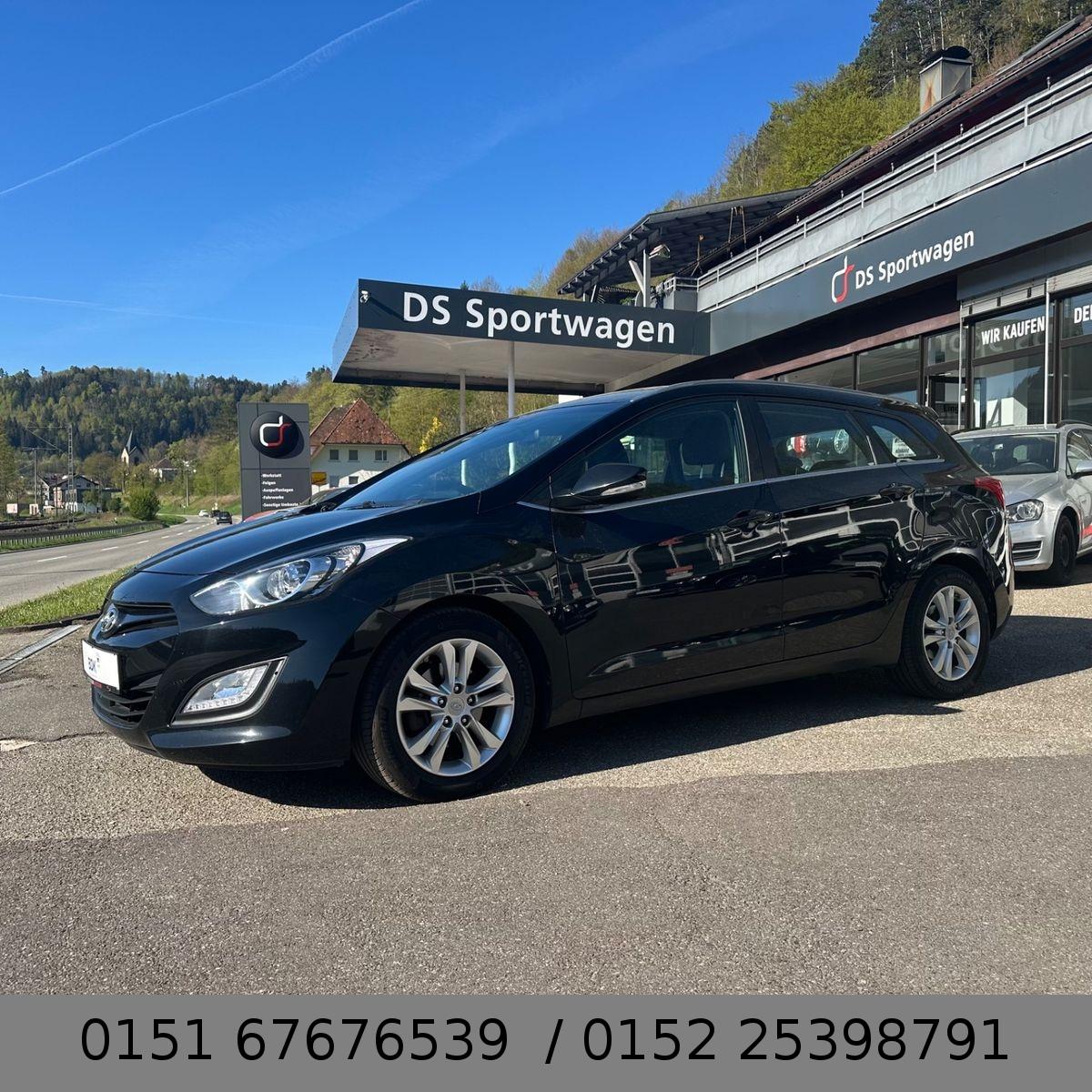 Hyundai i30 cw Classic SHZ TÜV PDC Klimaauto. Tempomat