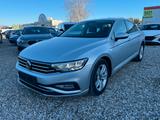 Volkswagen Passat Lim. Elegance 1.5 TSI - Volkswagen Passat: Elegance