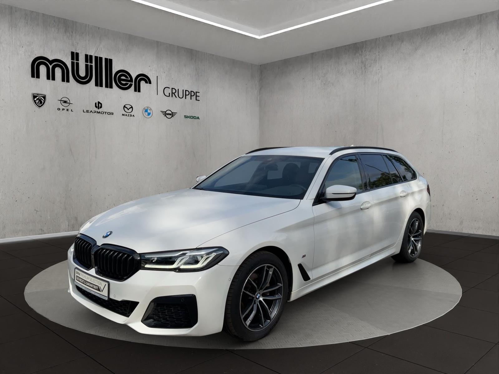BMW 520d xDrive TOURING M SPORT STANDHZG PARKASSIST 
