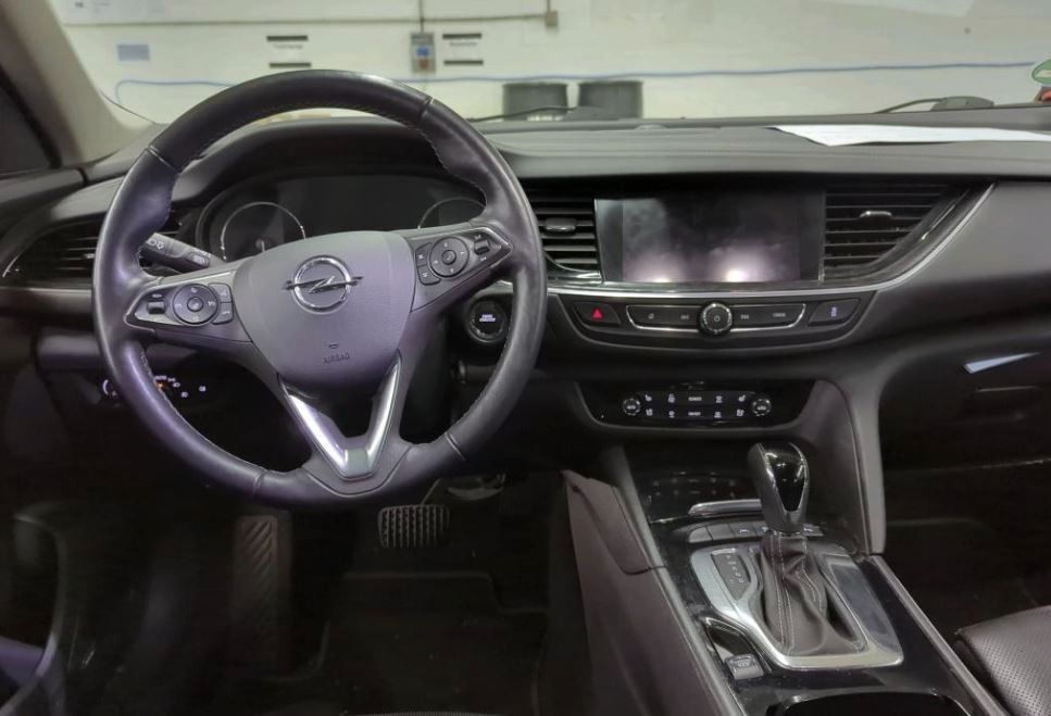 Fahrzeugabbildung Opel Insignia B ST 2.0D ULTIMATE NAVI/LED/BOSE/HUD/SH