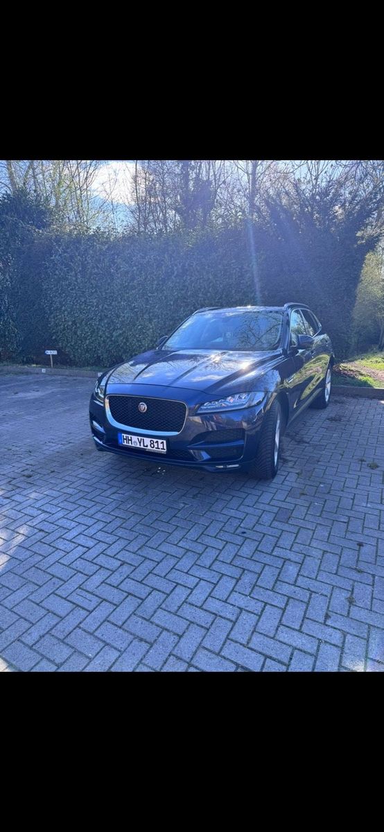 JAGUAR F-Pace