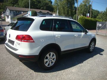 Volkswagen Touareg - 5
