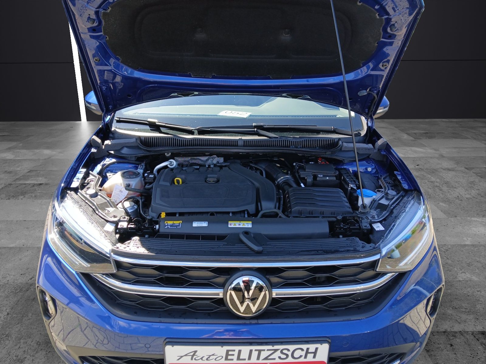 Fahrzeugabbildung Volkswagen Taigo TSI Style DSG Matrix AHK AID ACC RFK SH LM