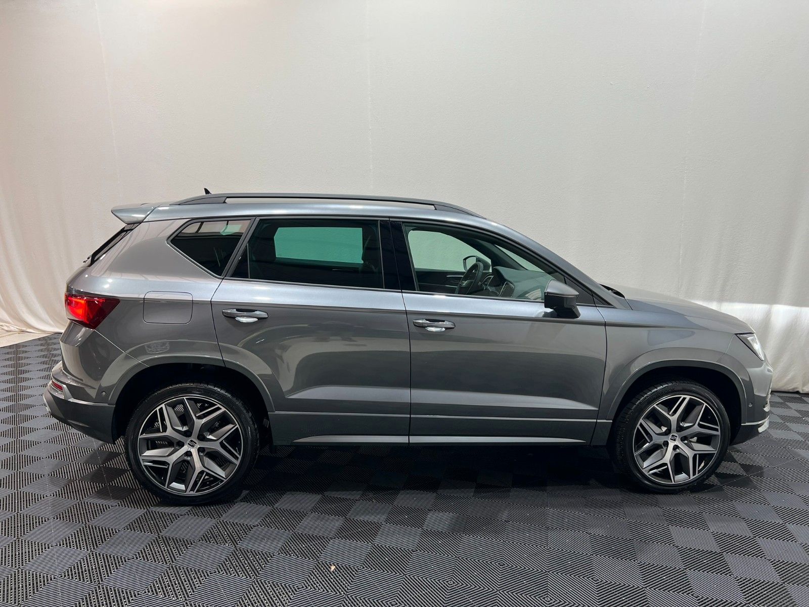 Fahrzeugabbildung SEAT Ateca 1.5 TSI FR DSG