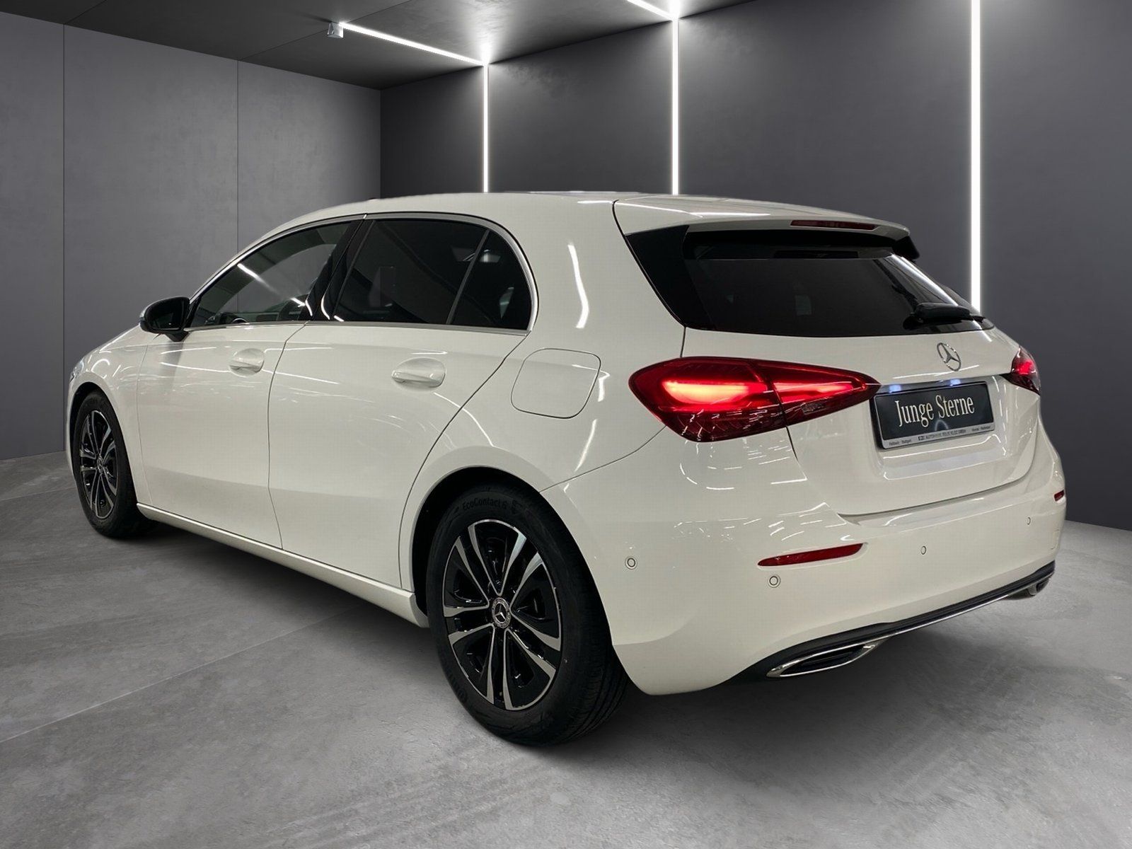 Fahrzeugabbildung Mercedes-Benz A 180 Progressive *Totwinkel*LED*Kamera*CarPlay*