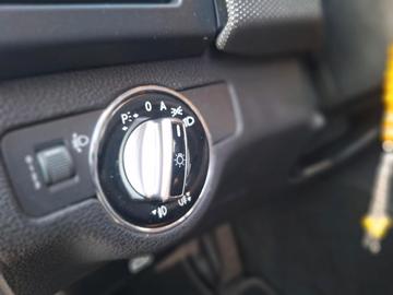 2009 Mercedes-BENZ GLK — миниатюра 12