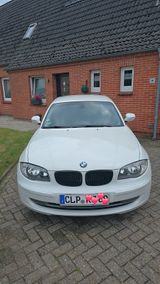 BMW 120i Kette neu/PDC hi./Navi/Temp. - BMW 120 aus 2011: 120i