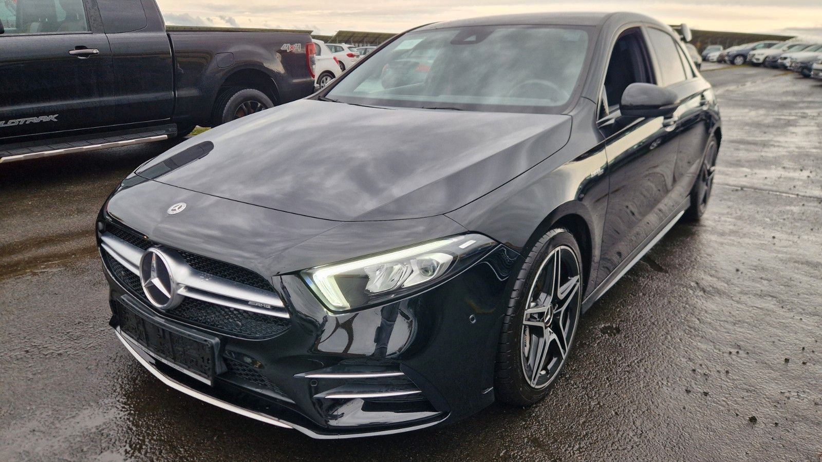 MERCEDES-BENZ A 35 AMG 4Matic Standheizung Memory