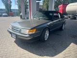 Saab 900 - schwarze Saab 900