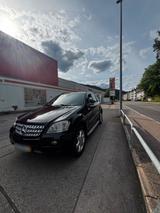 Mercedes-Benz Ich verkaufe ml320 Sport - Mercedes-Benz ML 320 Kombi Gebrauchtwagen