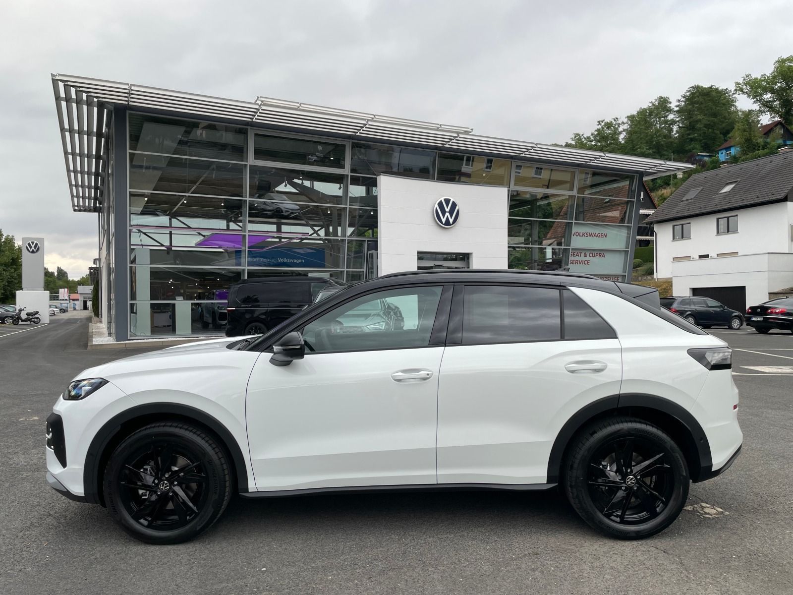 Volkswagen T-Roc - Bild 3