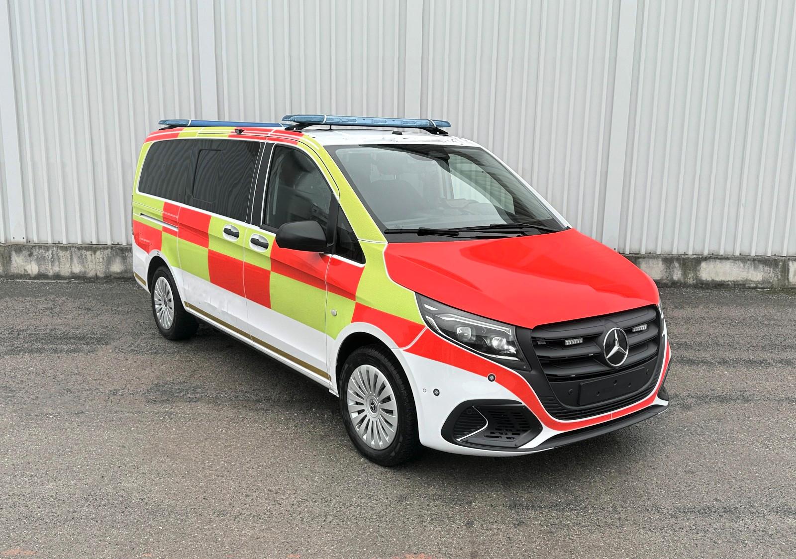 Mercedes-Benz Vito Tourer 119 CDI Rettungswagen 4x4 PRO lang