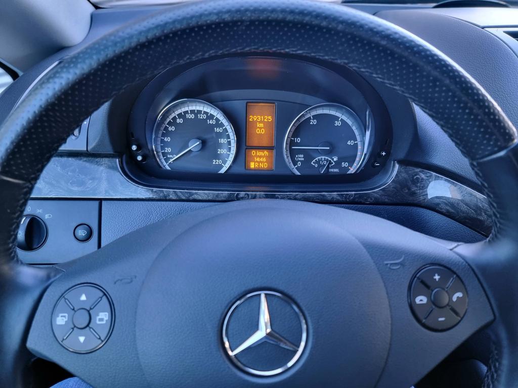 Mercedes-Benz Viano