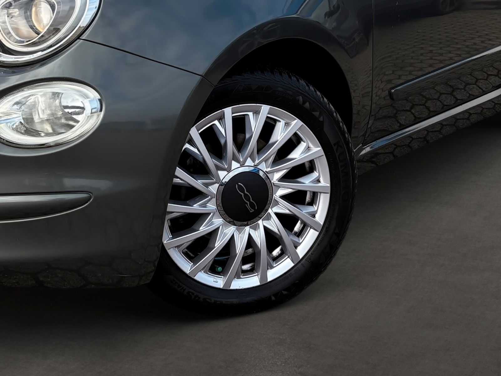 Fahrzeugabbildung Fiat 500 Lounge