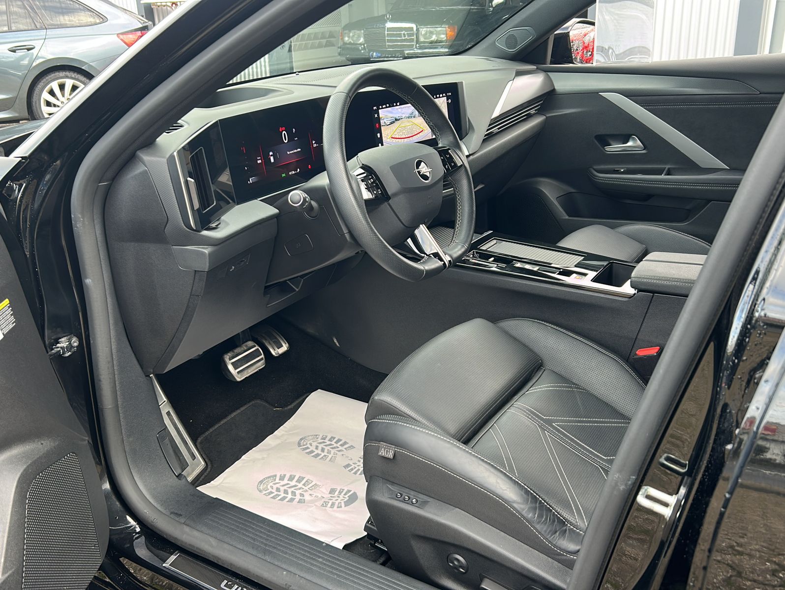 Fahrzeugabbildung Opel Astra Sports Tourer ST Ultimate *HEAD UP*MATRIX*