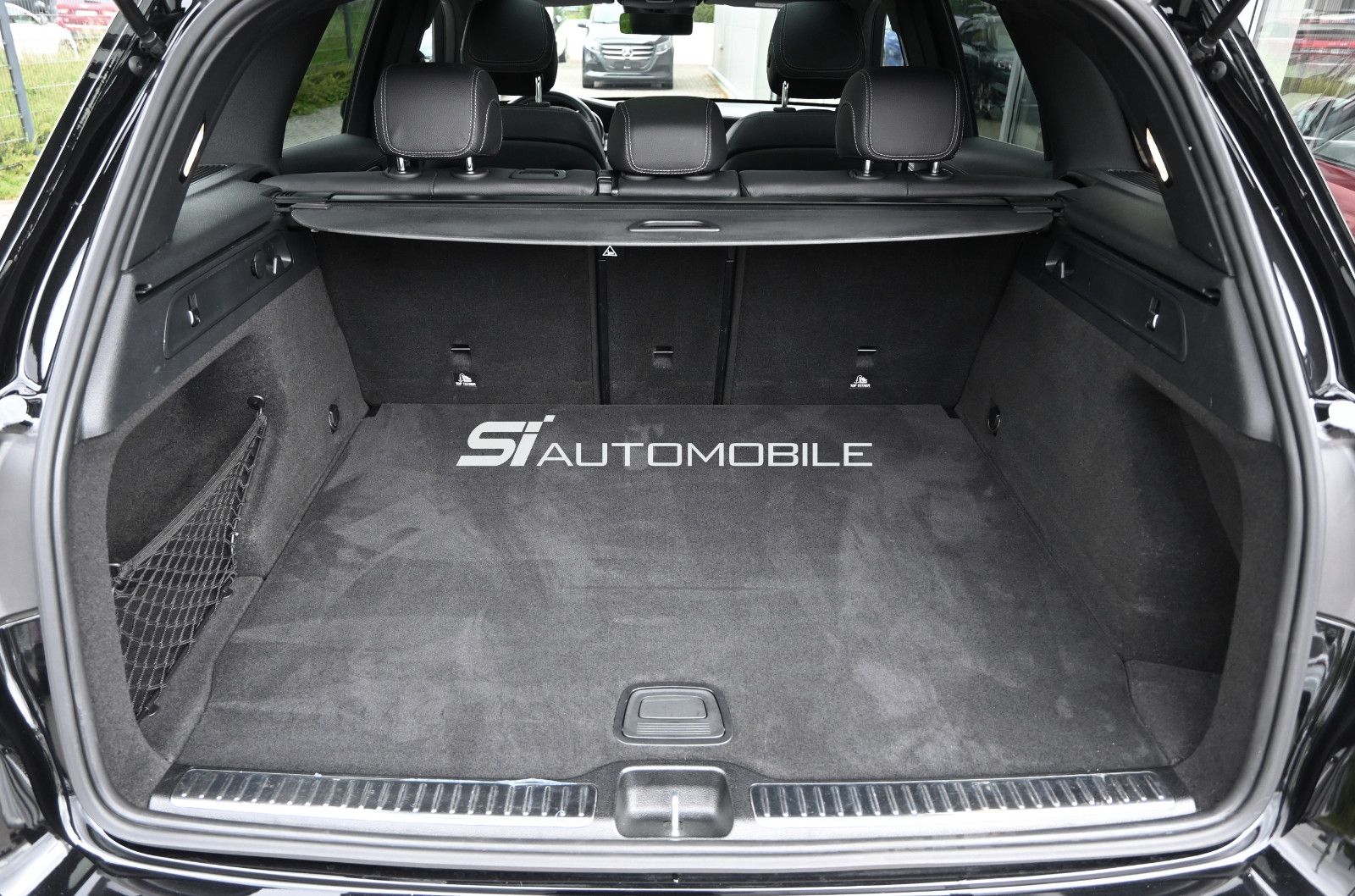Fahrzeugabbildung Mercedes-Benz GLC 300 d 4M. AMG °ACC°AHK°LEDER°PANO°8FACH°360°