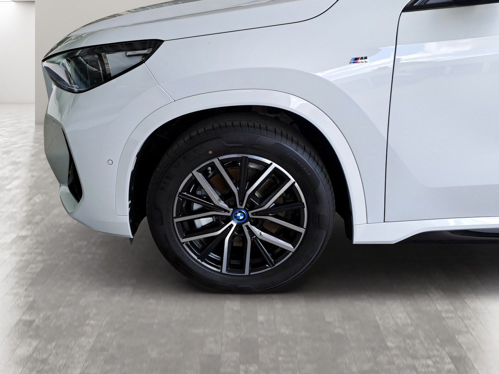 BMW iX1 - Bild 13