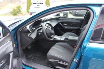 Peugeot 408 - 9