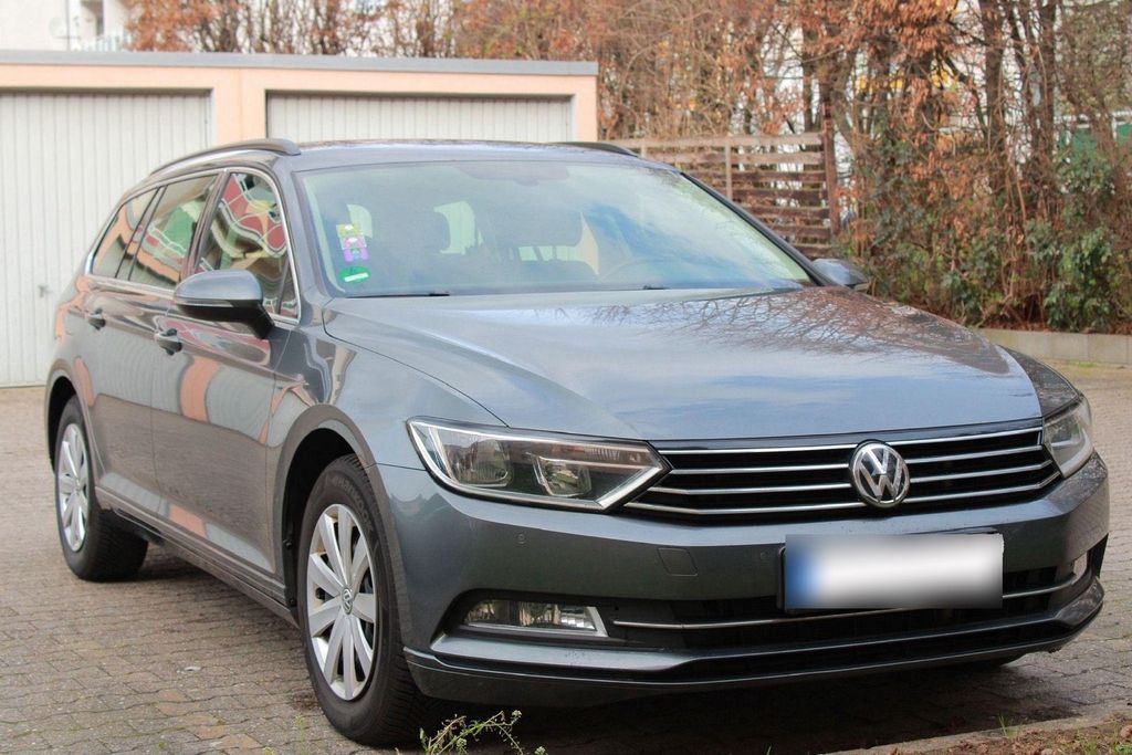 Image of Volkswagen Passat