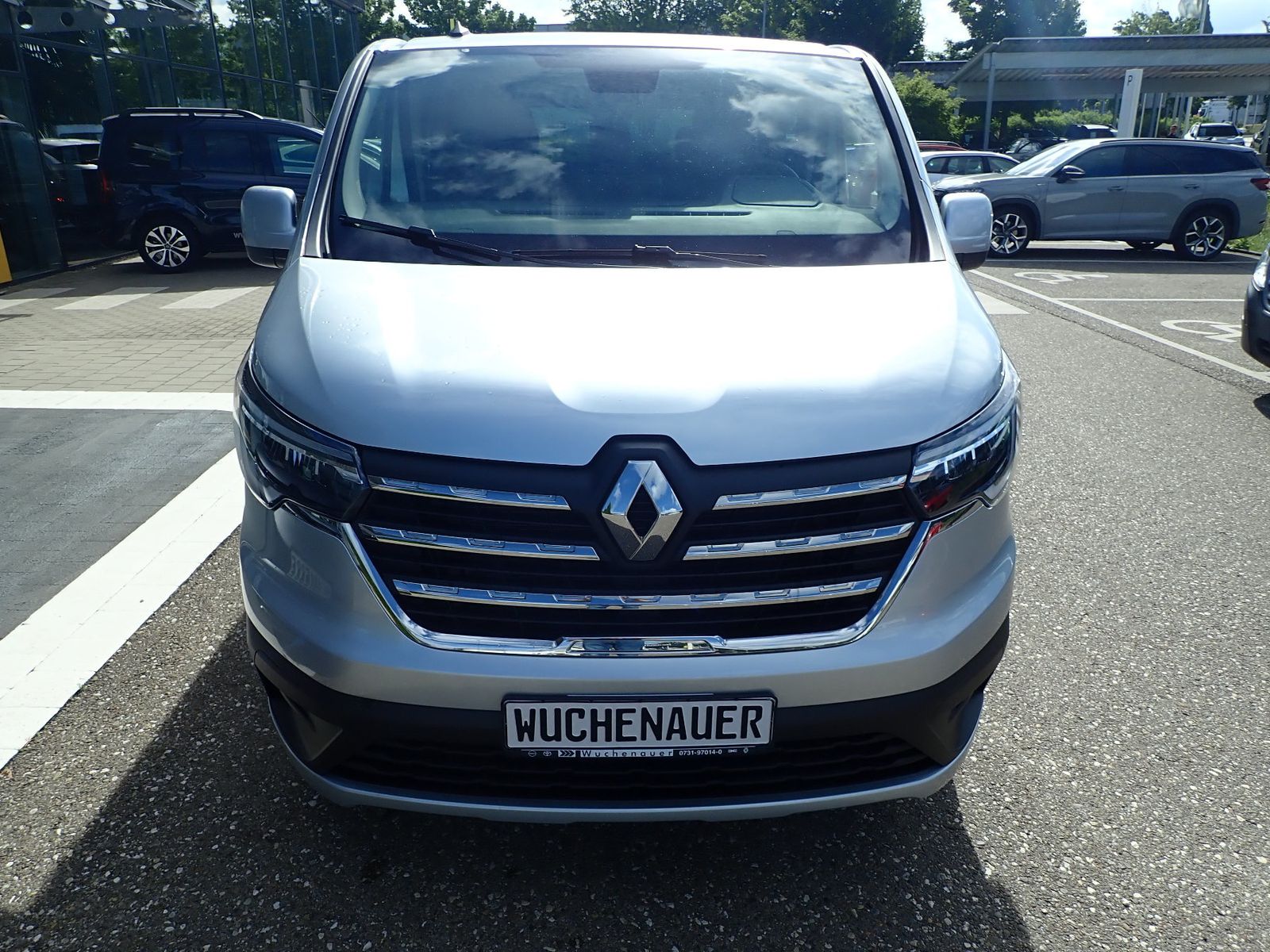 Fahrzeugabbildung Renault Trafic Combi L1H1 3,0t (8 Sitze) Life dCi 170