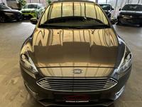 Ford Focus Turnier Titanium Navi Pdc Shz Ahk