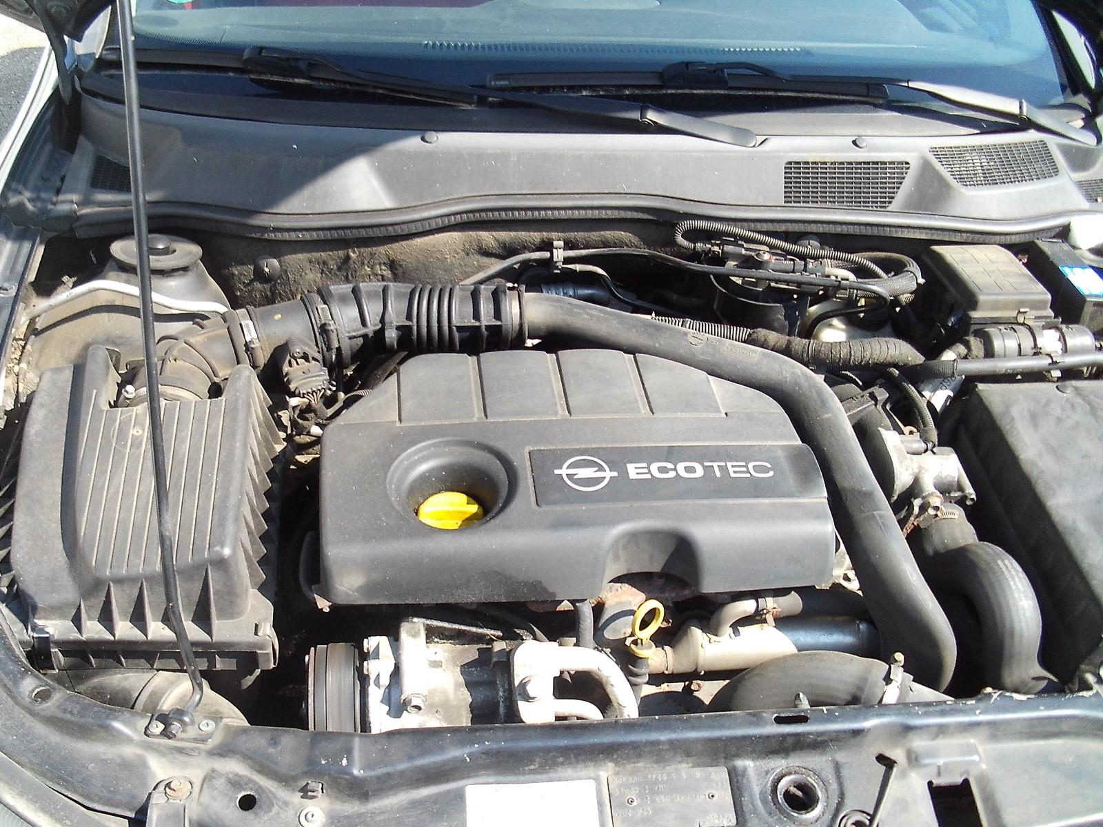 Opel Astra 2004 — photo 12