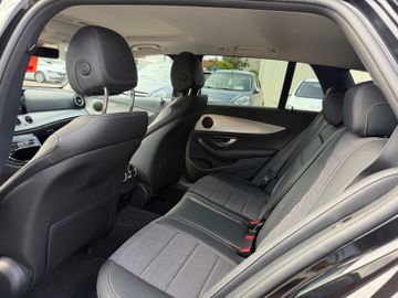 Mercedes E 200 - 10