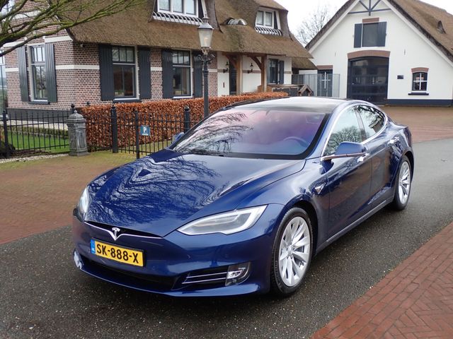 Tesla Model S 75D MCU2 ENHANCED-AUTOPILOT PANODAK/LUCH