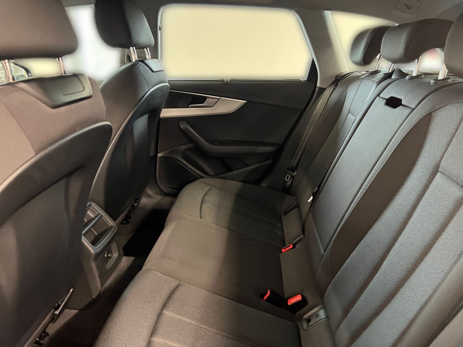 Audi A4 - Bild 10