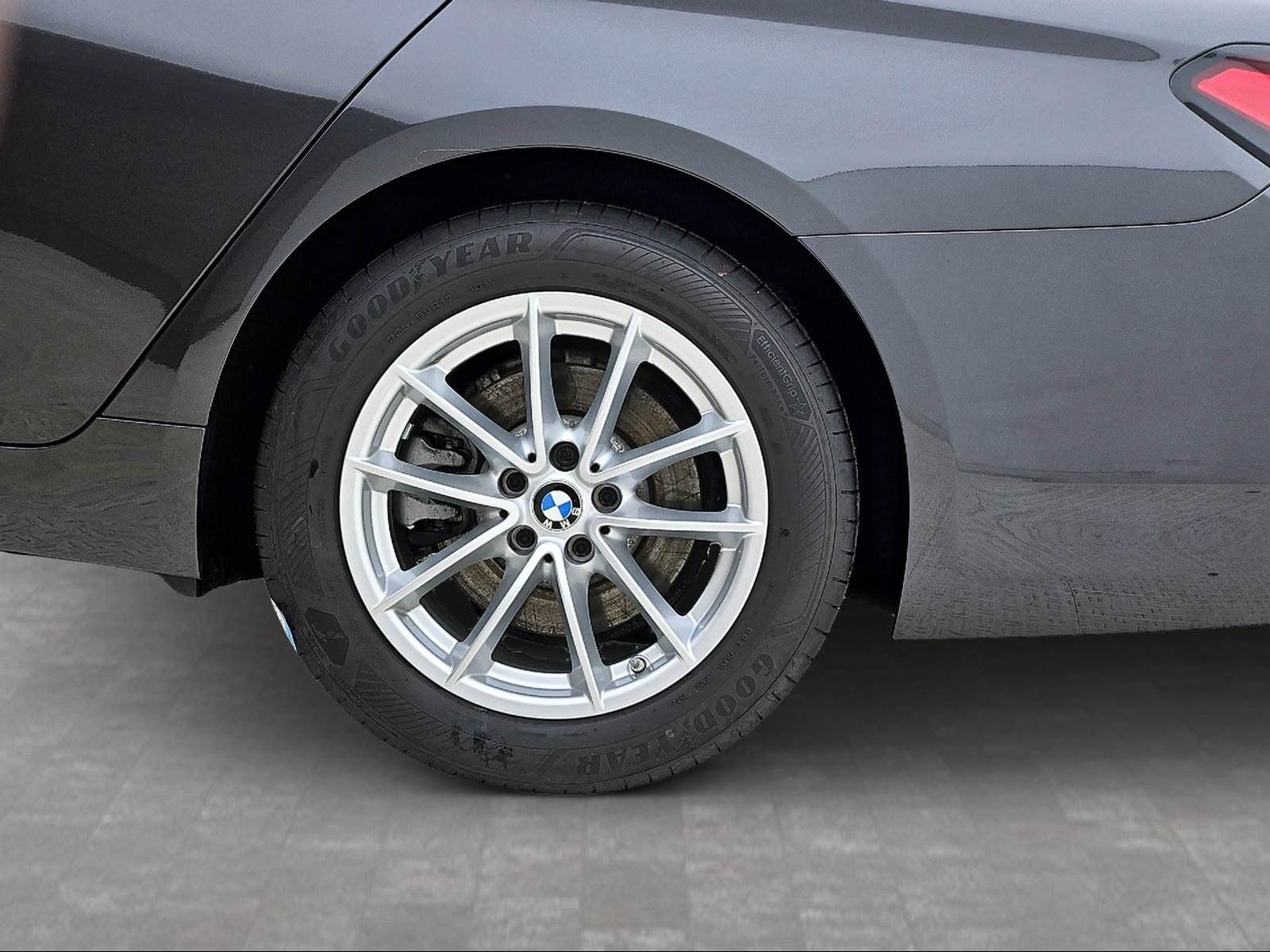 BMW 520d Touring LiveCockpitProf PDC Sitzheizung