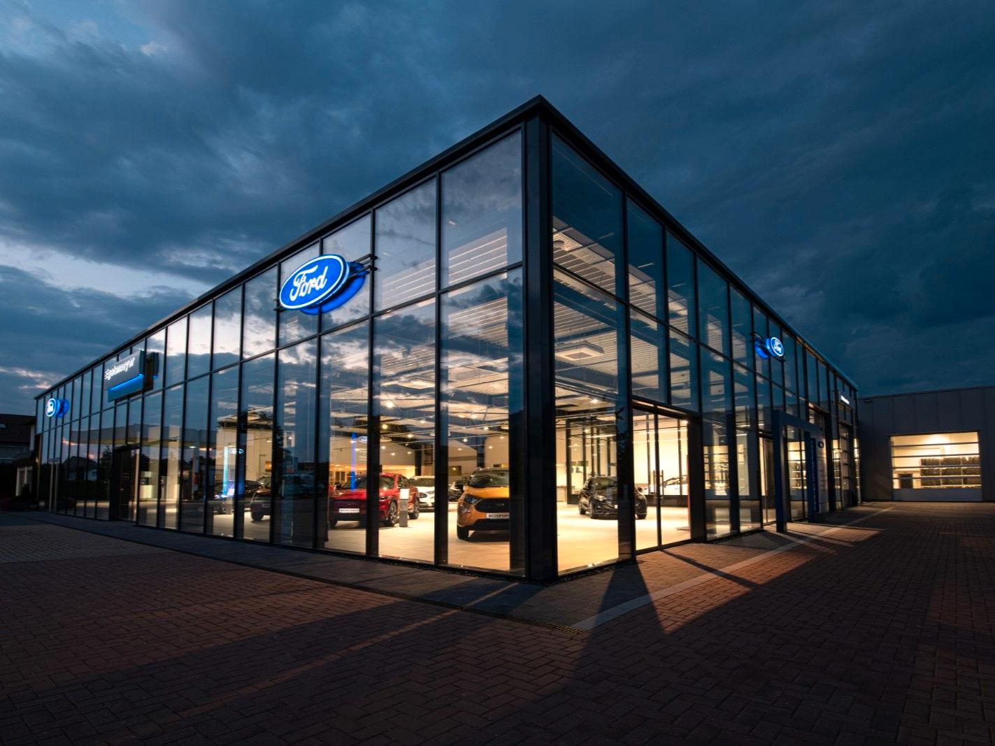 Ford Fiesta Titanium 8 FACH LED PDC RFK ACC DAB