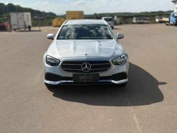 Mercedes E 220 - 2