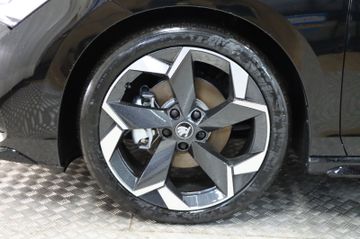 Skoda Superb 1.5 TSI DSG Sportline Combi AHK DCC Navi