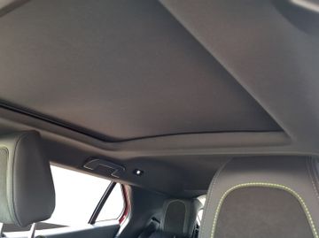 Peugeot 2008 GT 1.2 PureTech 130 360+AHK+Kam.+KeyLess+SD