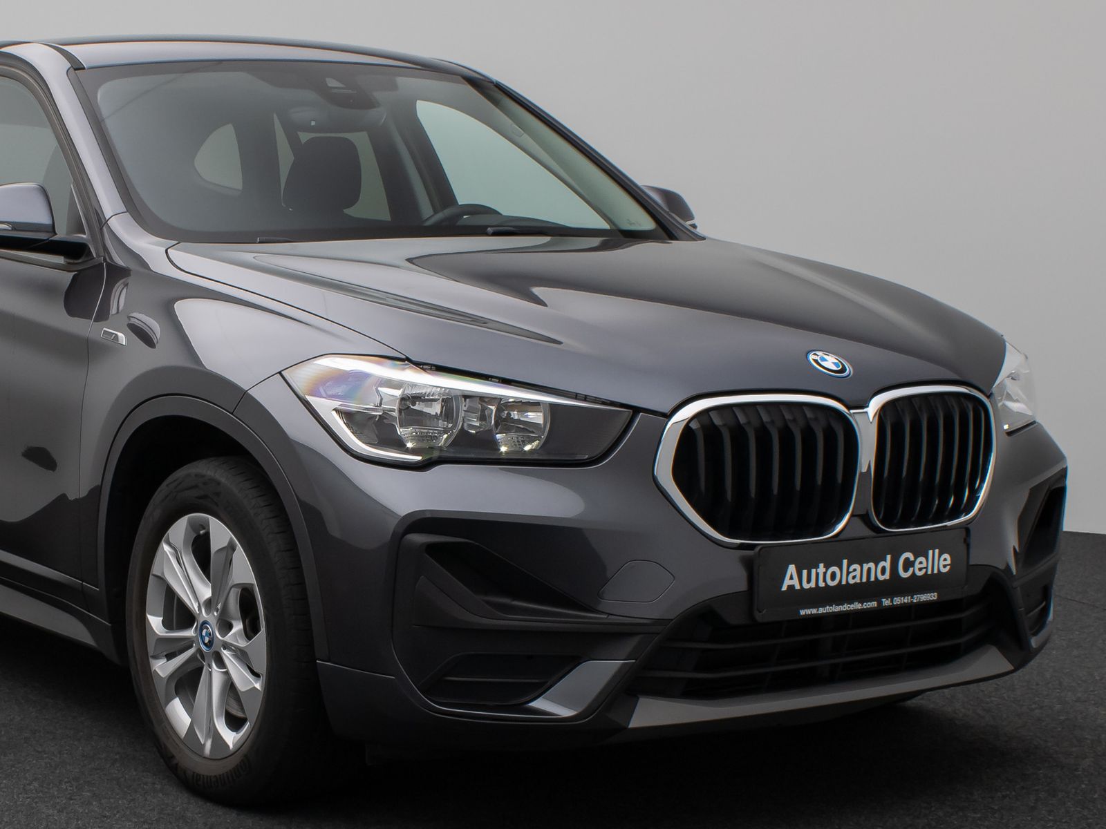 Fahrzeugabbildung BMW X1 xD25e DAB PDC Navi Lordos Geschwindigkeitsre